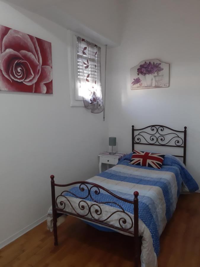 La Maison Di Lella เวนาเรีย เรอาเล ภายนอก รูปภาพ